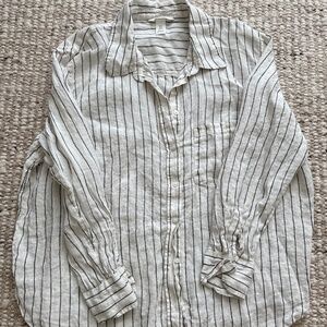 Women’s linen button up